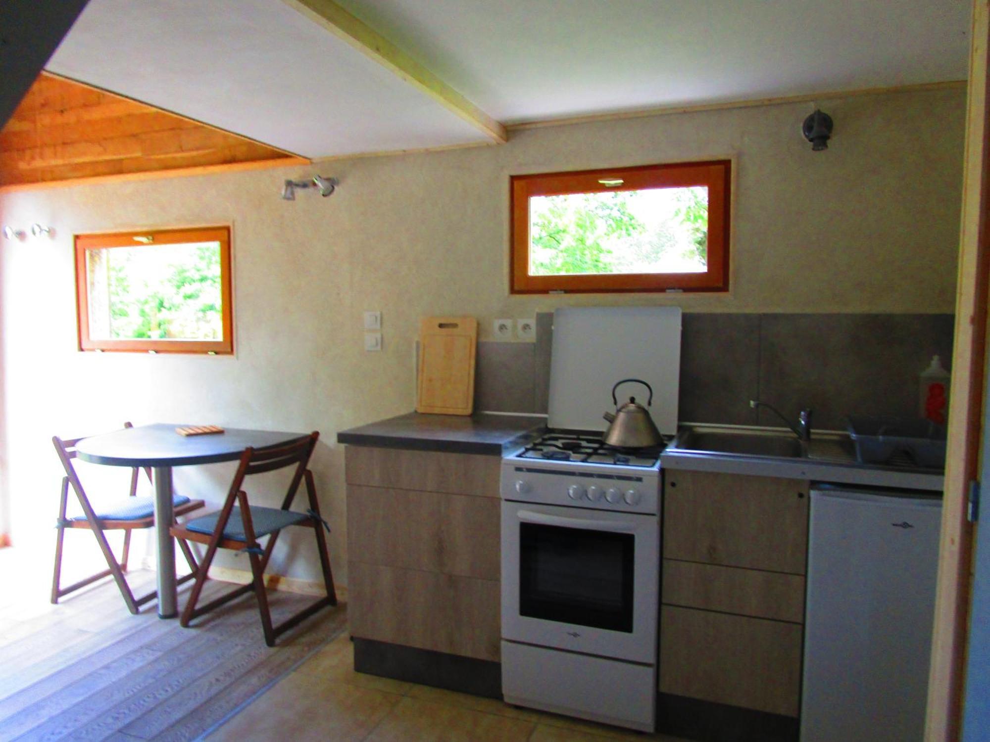 Eco Maisonnette Sulniac Экстерьер фото